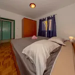 Lana * سكرادين