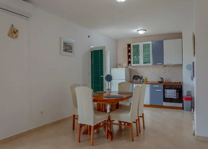 Lana Apartment Skradin